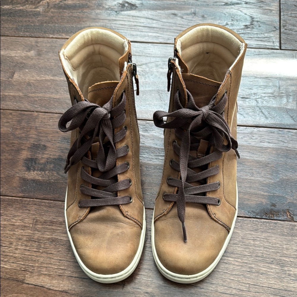 UGG Brown High-Top Sneakers with Suede Finish and Side Zipper